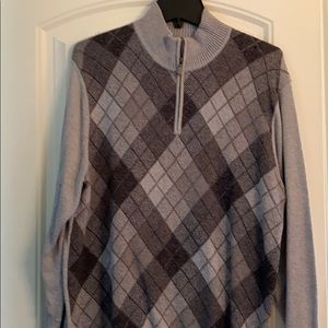 Men’s Joe Joseph Abboud SIZE medium Zippered Neck